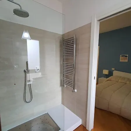 דירה Appartamento San Benedetto קליארי